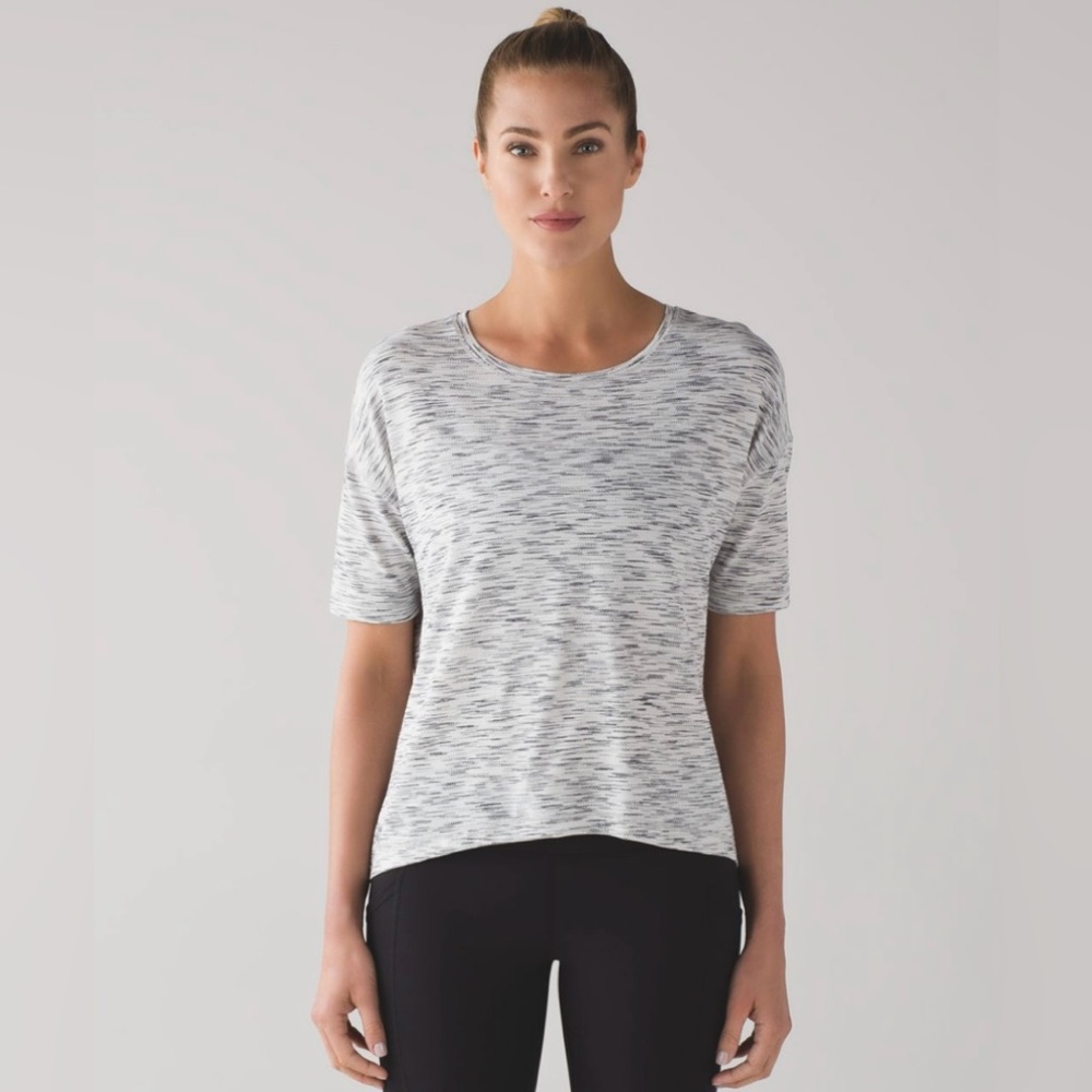 Women’s Lululemon Run It Out Tee